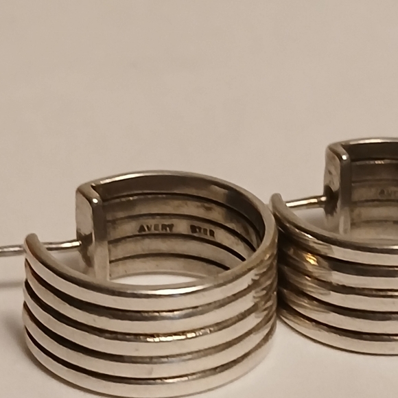 James Avery Retired Rayos Ear Posts - Picture 3 of 15